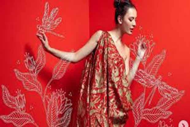 Kolaborasi Batik Iwan...
