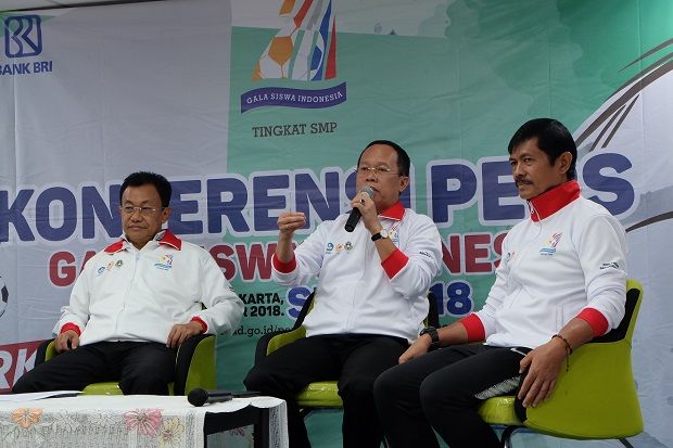 33 Tim Berebut Tiket...