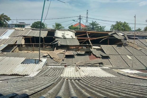 BMKG: Angin Kencang...