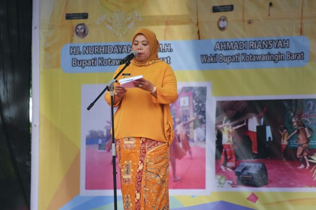 Bupati Kobar Buka Festival...
