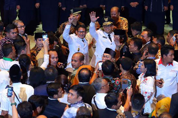 Setahun Gubernur Anies,...