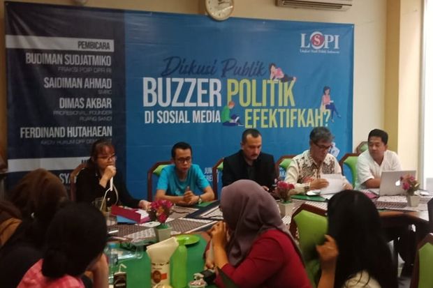 SMRC: Buzzer Politik...
