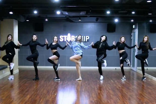 Soyou Terlihat Seksi...