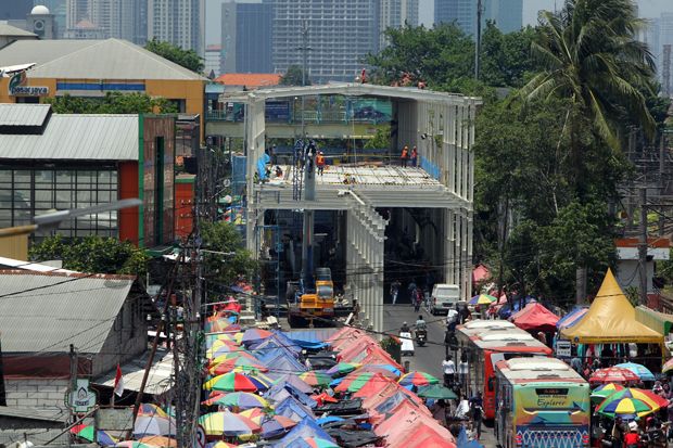 Skybridge Tanah Abang...