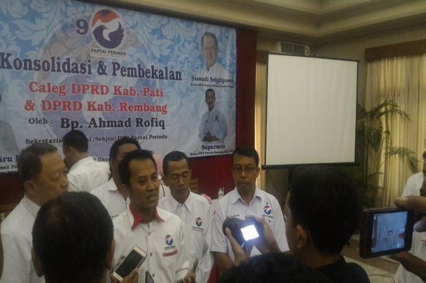 Sekjen Perindo Makin...