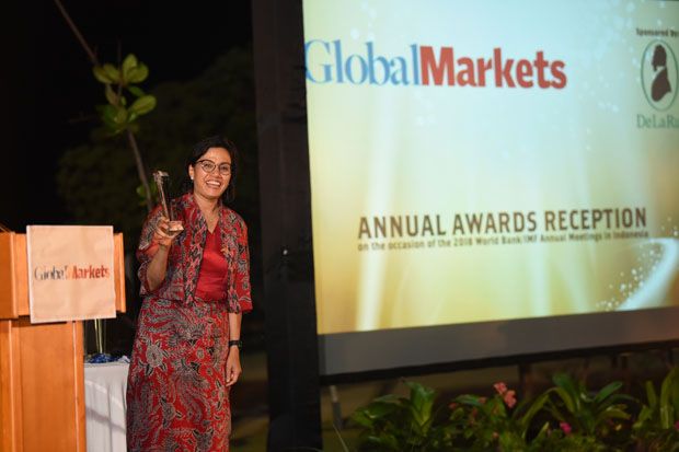 Sri Mulyani Dinobatkan...