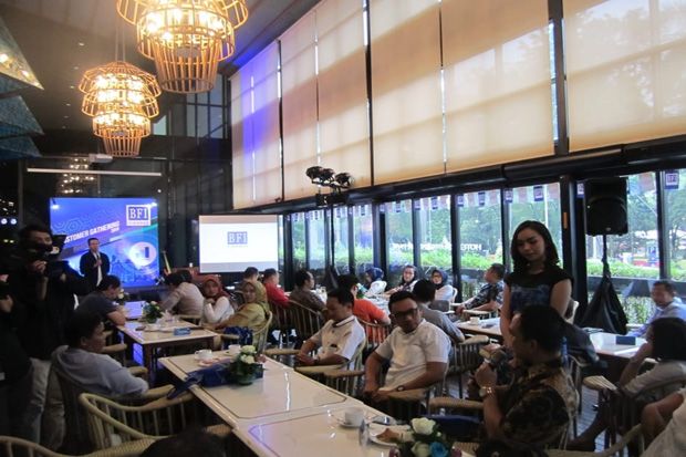 BFI Finance Tawarkan...