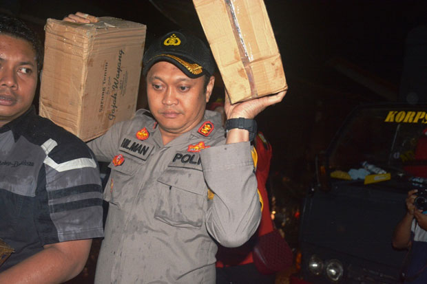 Bantu Korban Banjir...