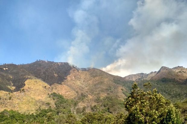 Kebakaran Merbabu Terus...