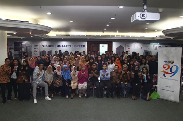 Mahasiswa MNC Collage...