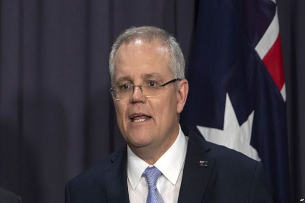 Australia Pertimbangkan...