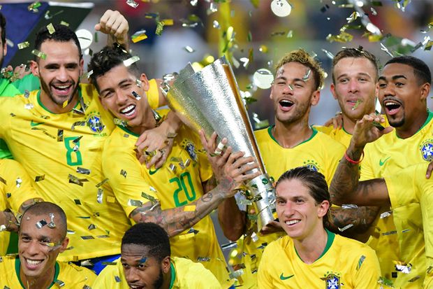 Menang Tipis, Tite:...