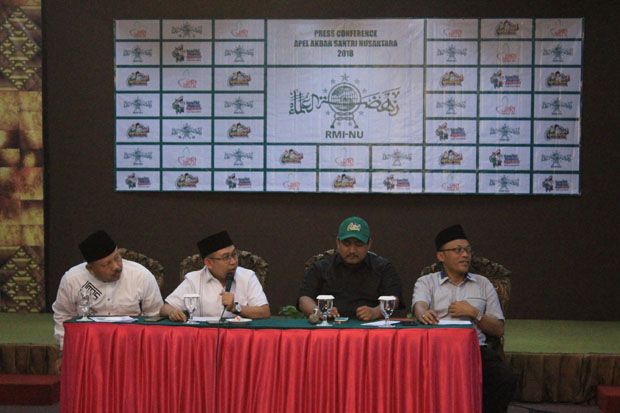 Apel Akbar Santri Nusantara,...