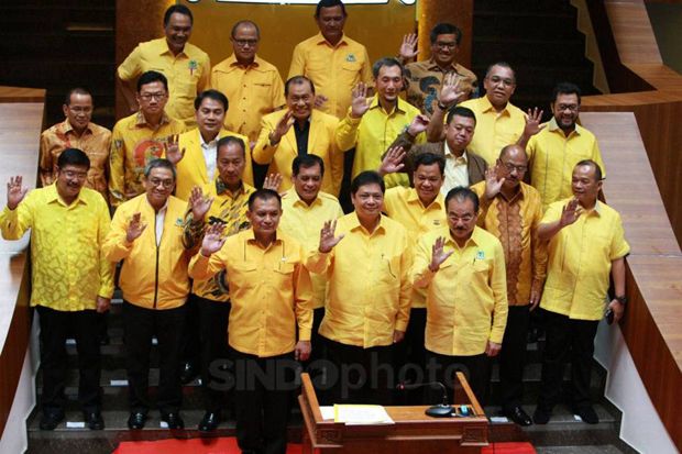 Rayakan Ulang Tahun...