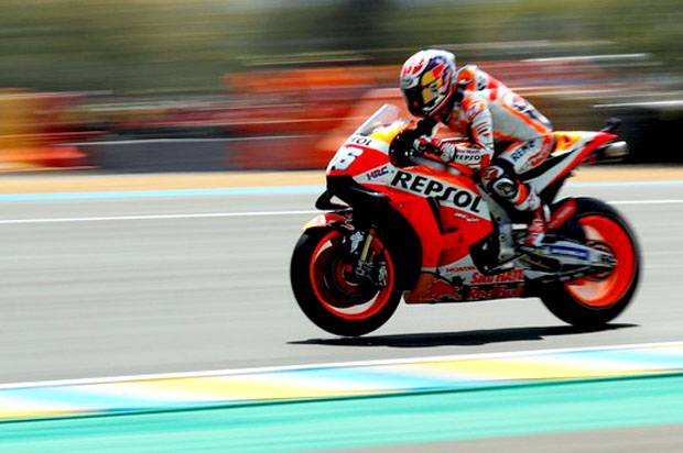 Pedrosa Kuasai FP2,...