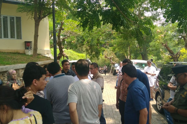 Alotnya Pengambilalihan...