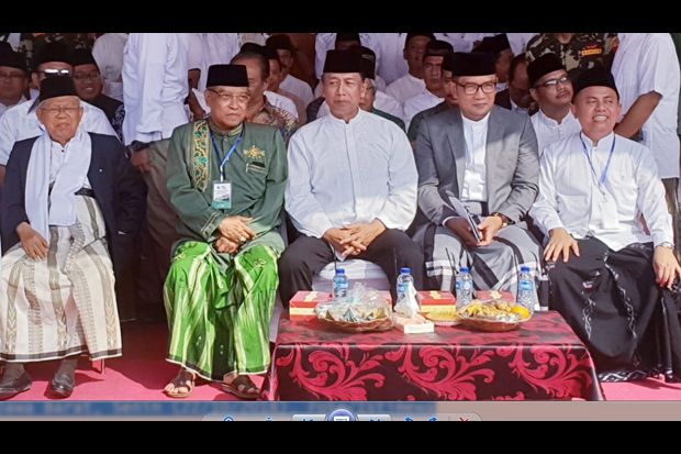 Hadiri Apel Hari Santri,...