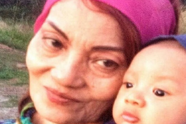 Mengenal Titi Qadarsih,...