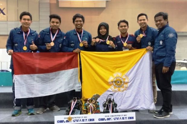 Tim UGM Juara Kontes...
