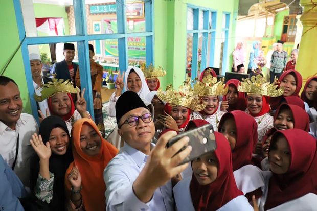 Hari Santri, PAN Komitmen...