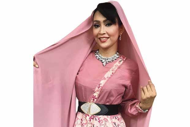 Artis Ini Berbagi Cara...