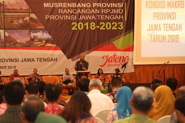 Ganjar Pastikan Tol...