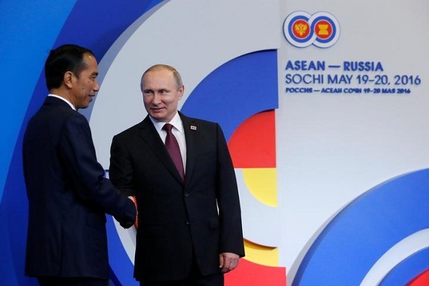 Putin dan Jokowi akan...