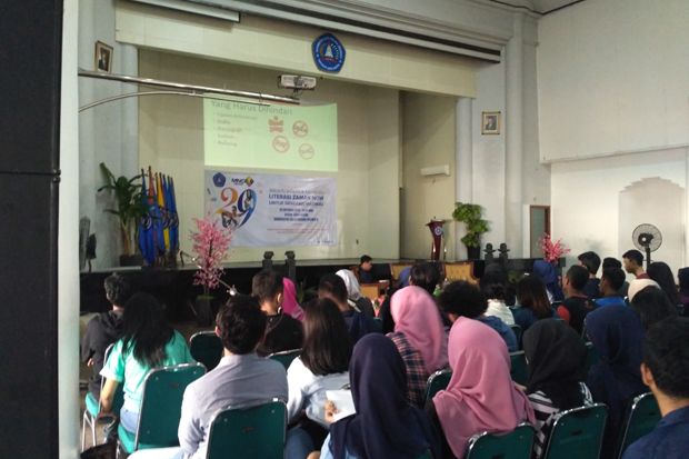 Ratusan Mahasiswa USNI...