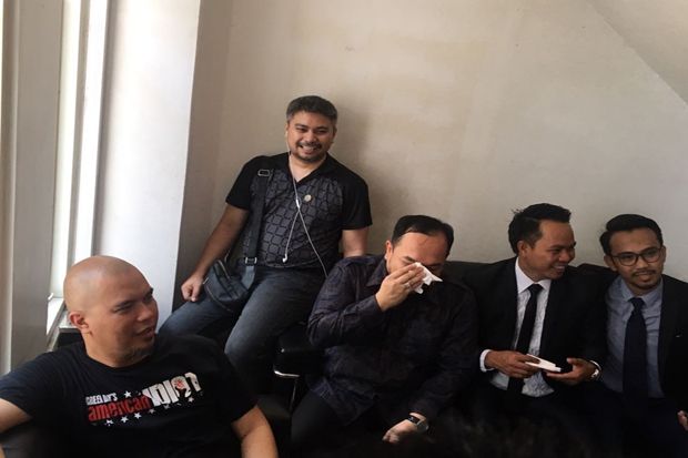 Tersangka Pencemaran...