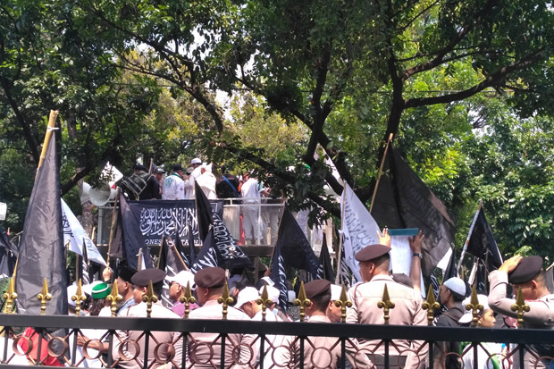 Aksi Bela Tauhid, Jalan...