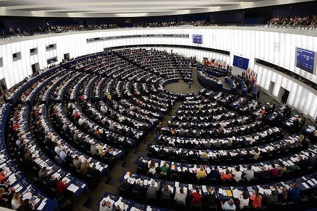 UE Serukan Penyelidikan...