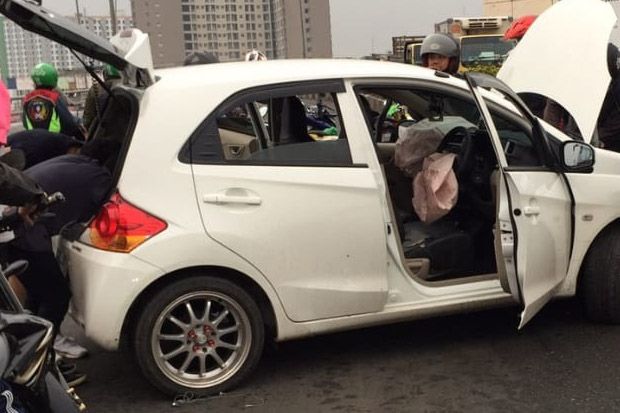 Sopir Ngantuk, Mobil...