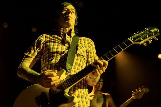 Mantan Gitaris Danzig...