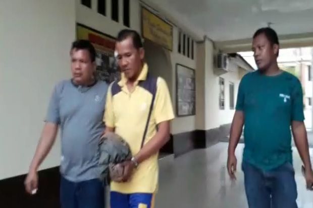 Bobol Rumah Bupati Paluta...