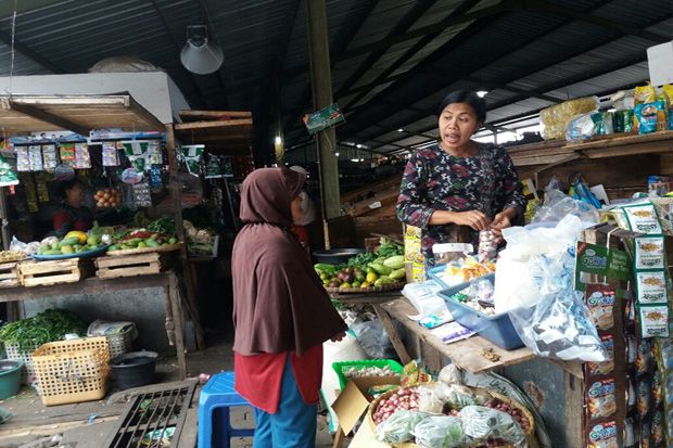 Pedagang Rejosari Minta...