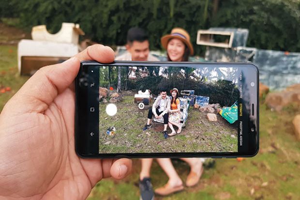 Terbaru, Galaxy A7 Dilengkapi...