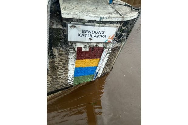 Bogor Hujan Deras, Warga...