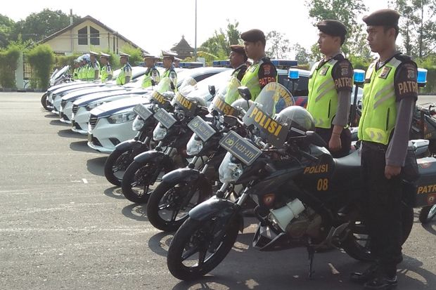 Pengendara yang Gunakan...