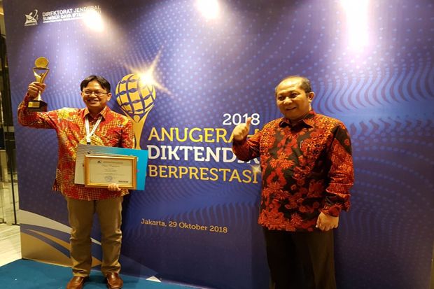 Geser ITB dan IPB, Dosen...