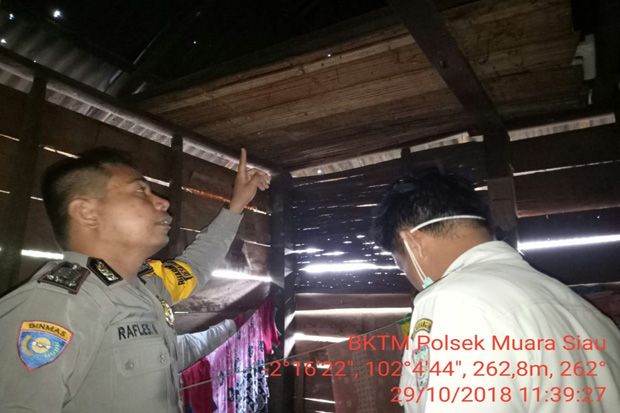 Tak Kuat Mengurus Ibu...