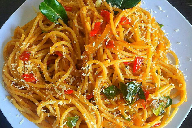 Pasta Saus Seafood,...