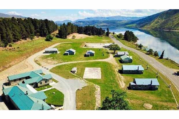 Kota Waitaki Lake di...