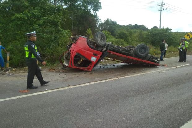 Sopir Ngantuk, Truk...