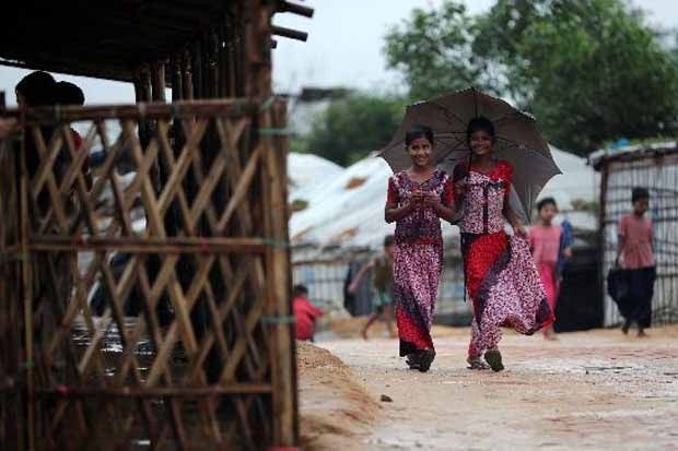 Pejabat Myanmar Kunjungi...