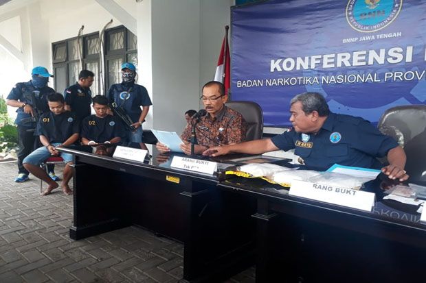 Petugas BNN Jateng Tembak...