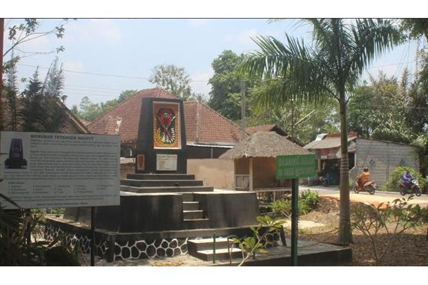 Monumen Brayut Saksi...