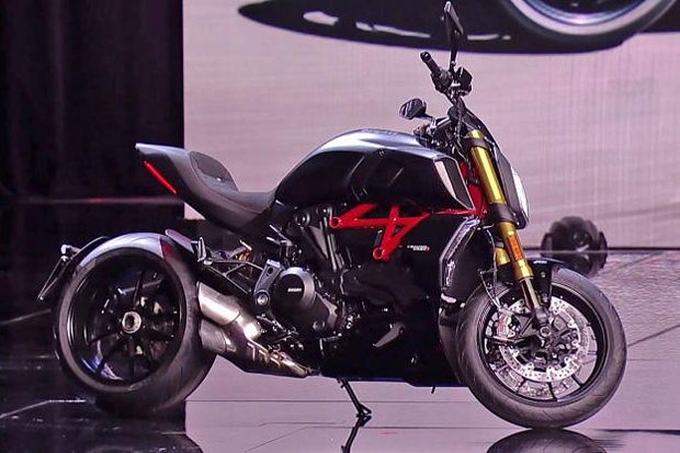 Ducati Diavel 1260 Sentuhan...