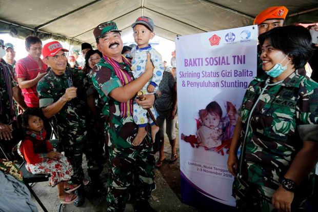 Darma Wanita TNI Gelar...