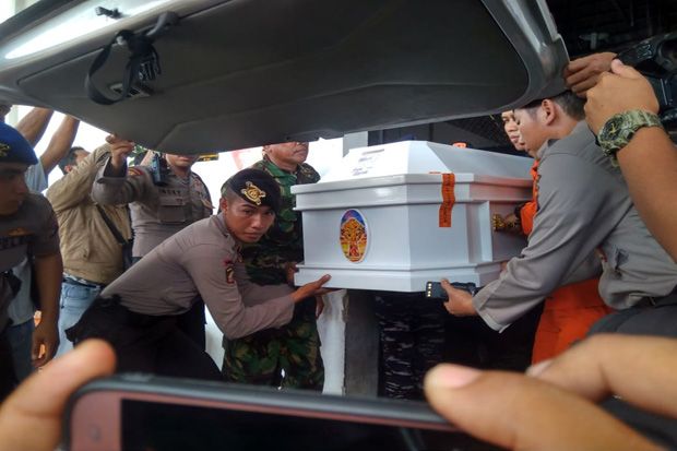 Disambut Haru, Jenazah...