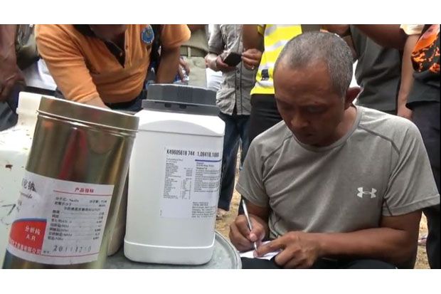 Diduga Pakai Sianida,...